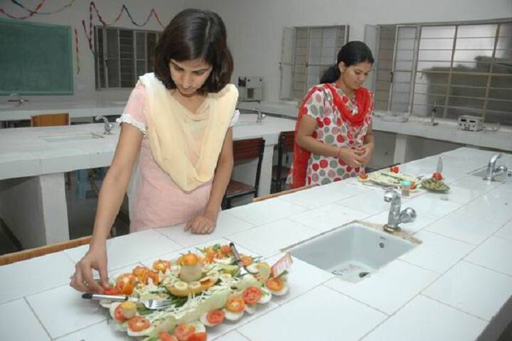cafeteria